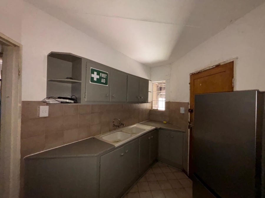 5 Bedroom Property for Sale in Willows Free State